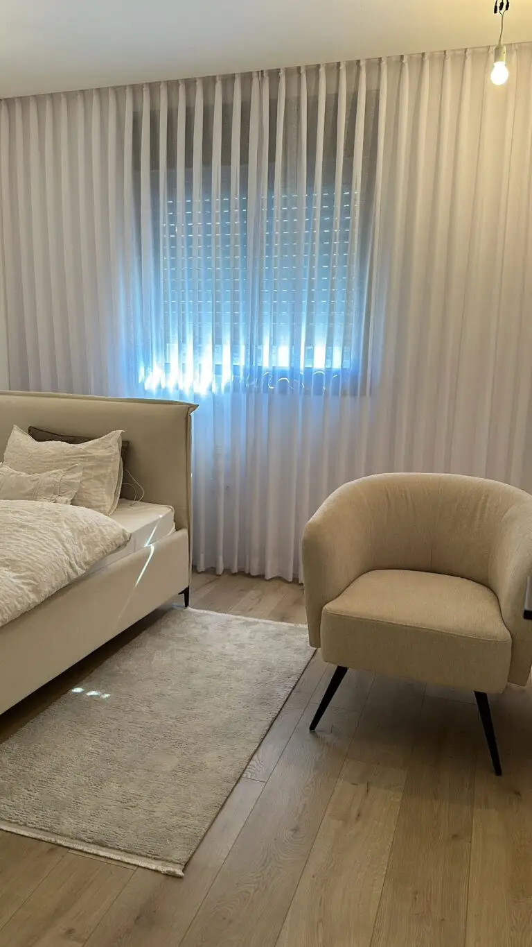 וילונות לחדר שינה